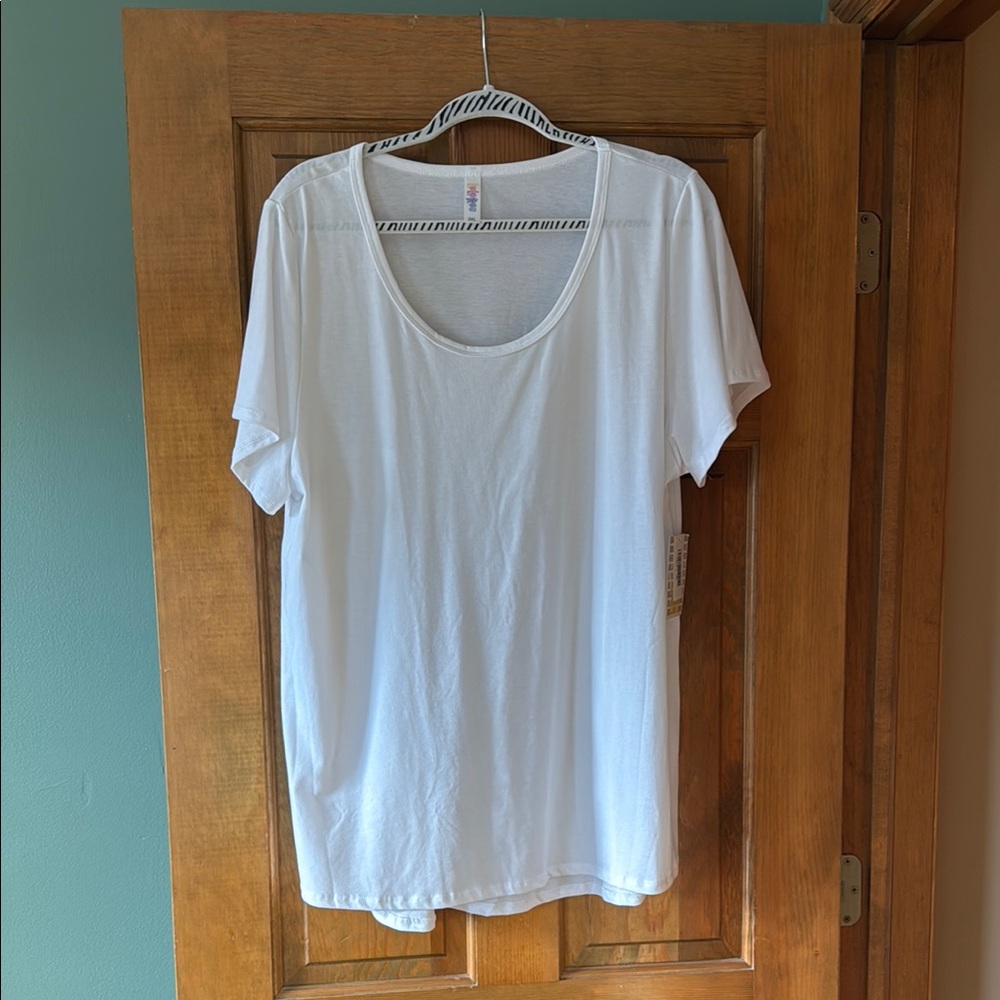 White Women's Top, Brand new with tags, LULAROE, never worn